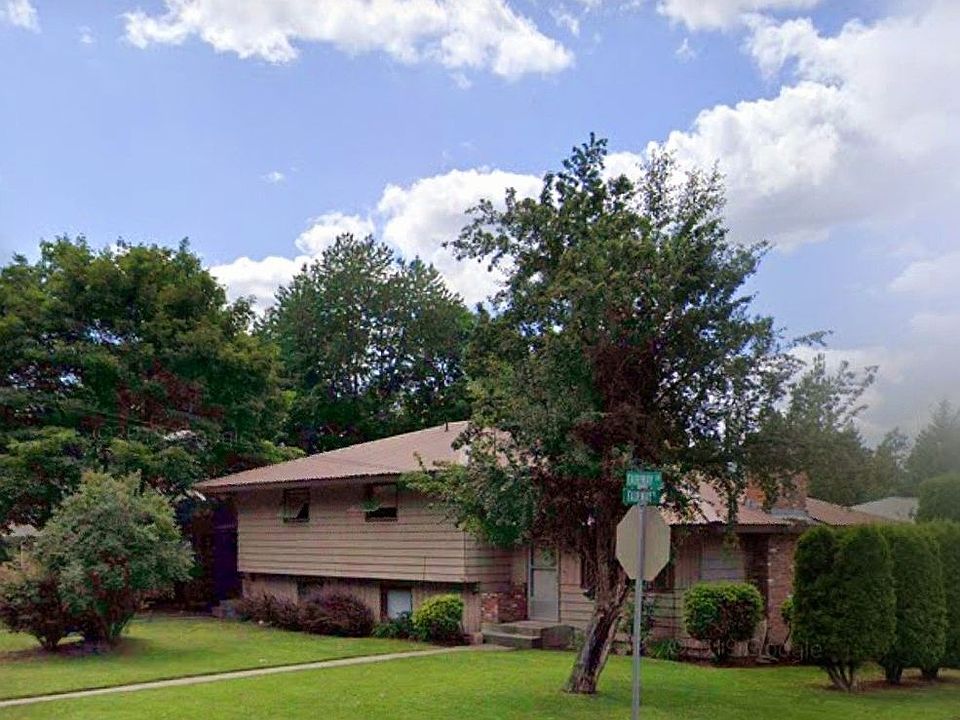 2nd image of 2898-2900 W Fairway Dr