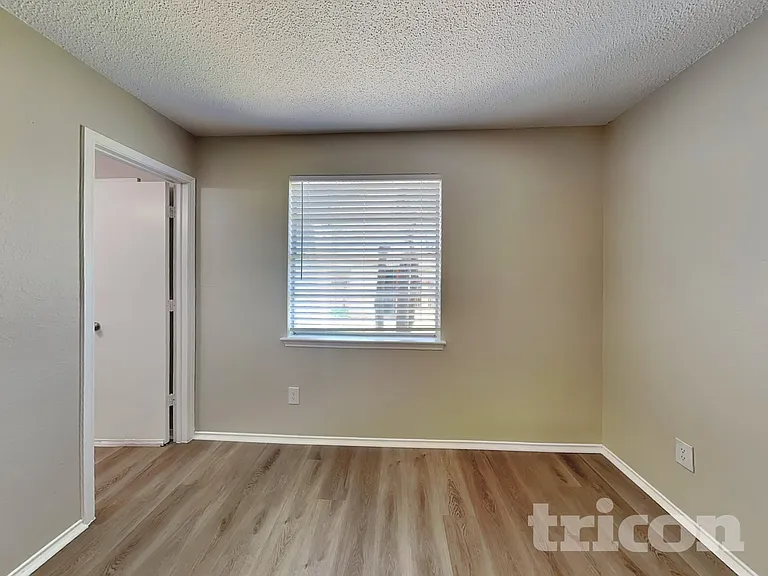 5005 Coronet Ct — Photo 8