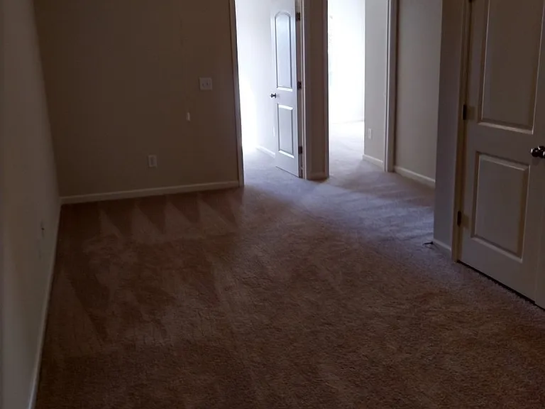 406 Erin Ct — Photo 9