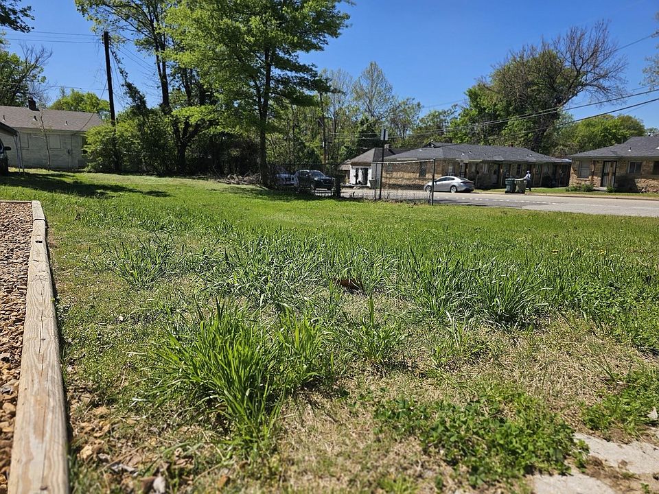 1st image of 839 Lane Ave #1 & W