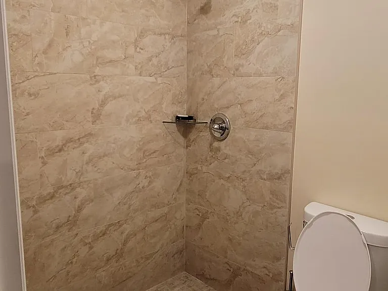 811 Main St #2 — Photo 7