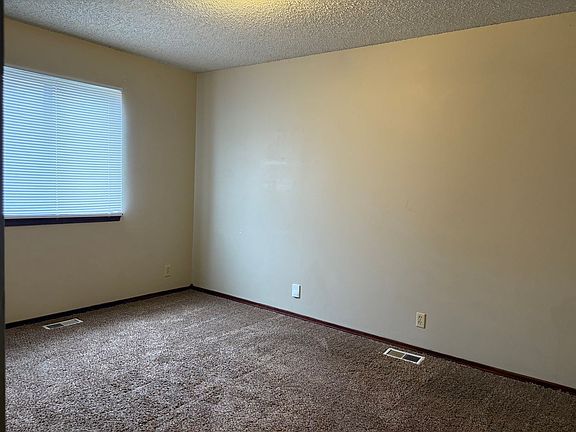 5th image of 1206 E Selma Ave #1314-1