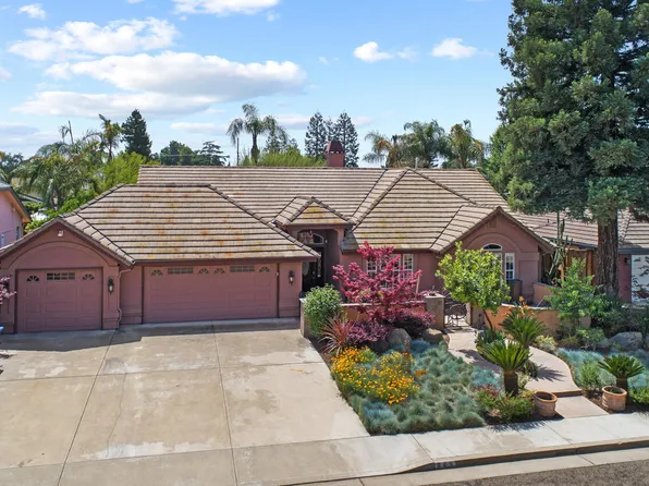 945 W Hemlock Avenue, Visalia, CA 93277