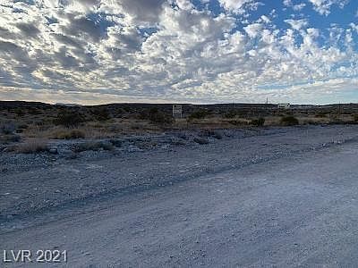 2nd image of 1841 Alexandrite Rd