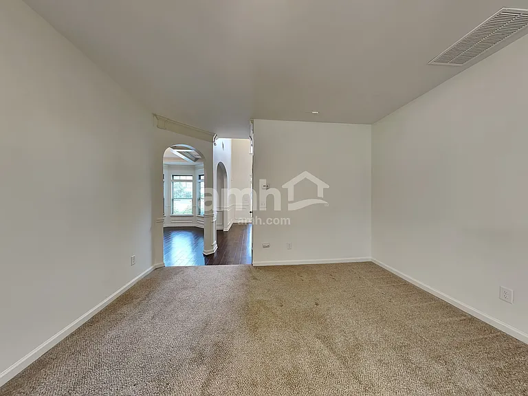 272 Oak Branch Dr — Photo 7