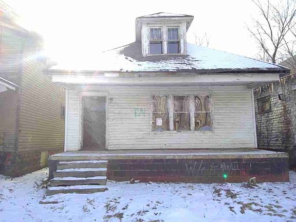 6507 Hazlett