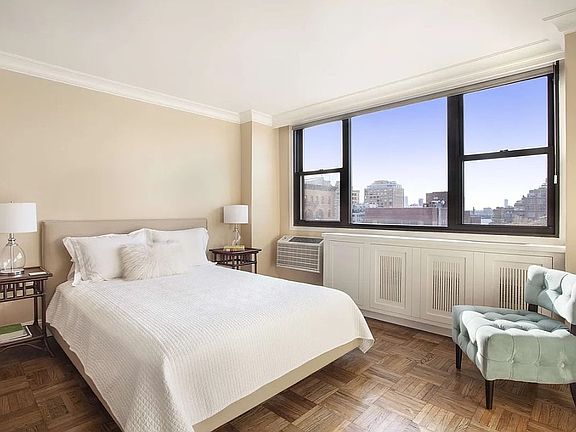 3rd image of 61 Jane St APT 9N