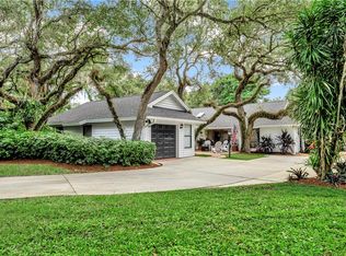 706 Turtle Cove Ln, Vero Beach, FL 32963