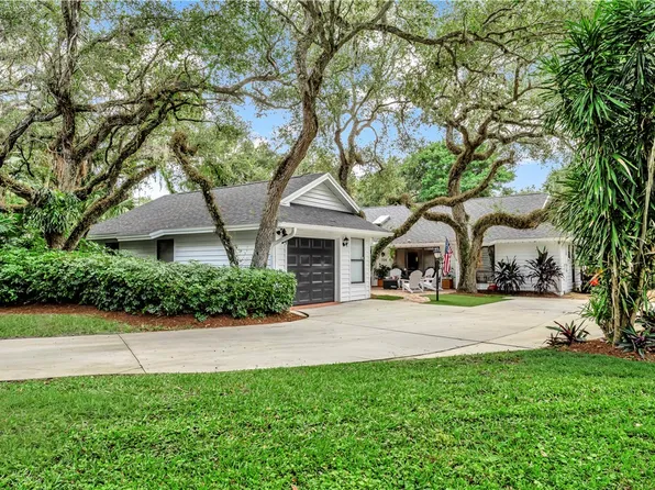 706 Turtle Cove Ln, Vero Beach, FL 32963