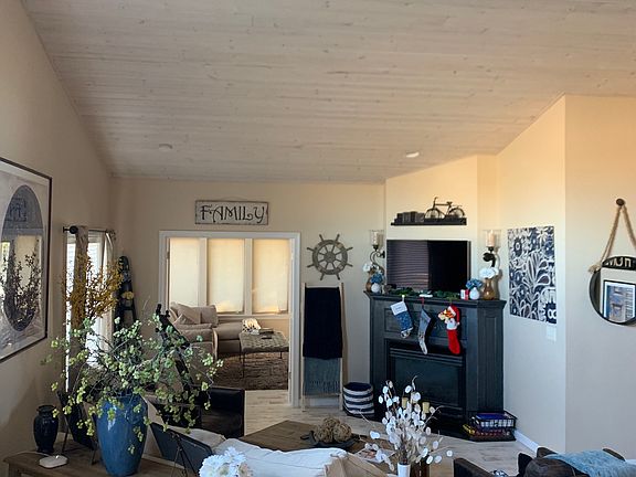 4th image of 5573 Oak Hills Dr