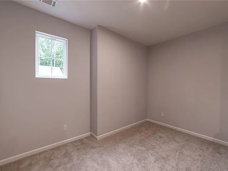 212 Birchwood Row — Photo 60