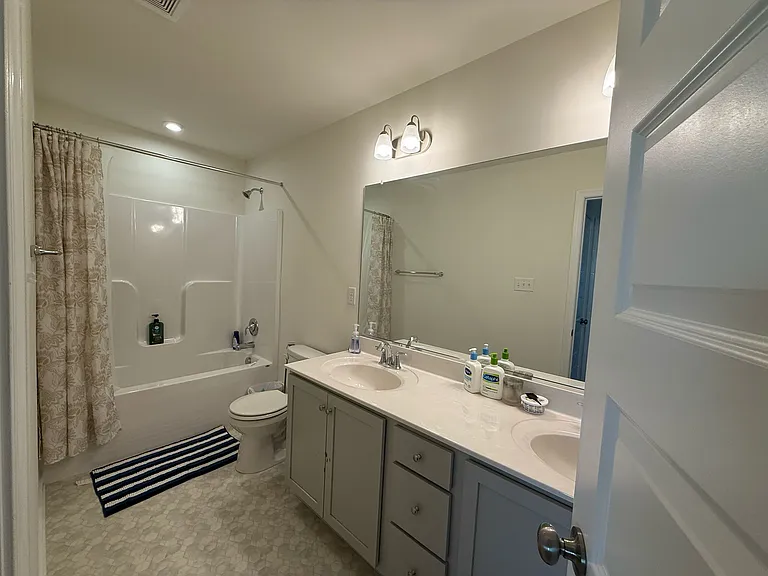 4200 Lind Ln — Photo 11