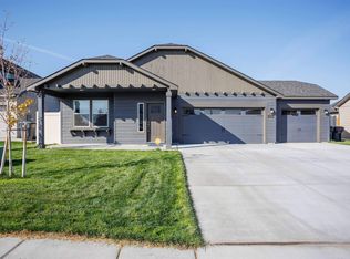 5934 Rockrose Ln, Pasco, WA 99301