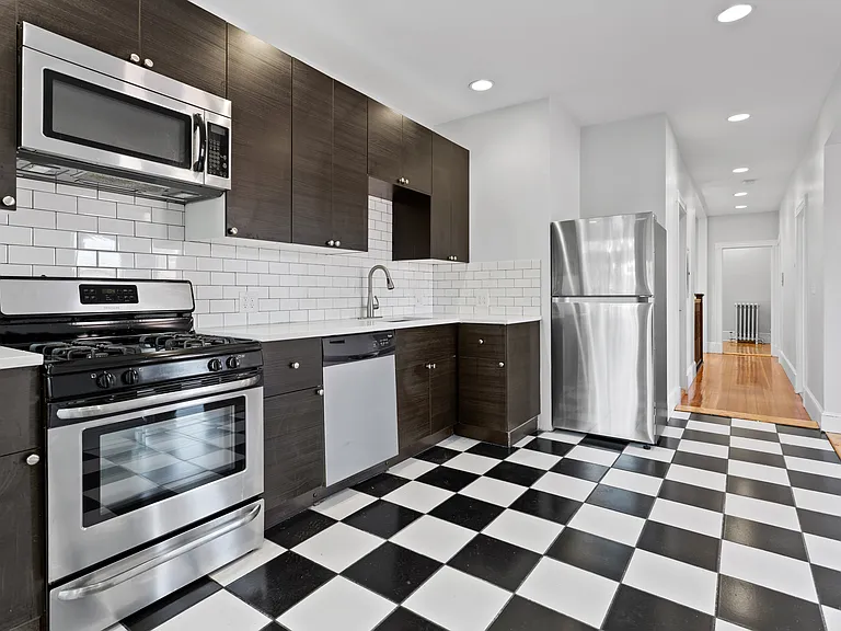 510 Talbot Ave #3 — Photo 4