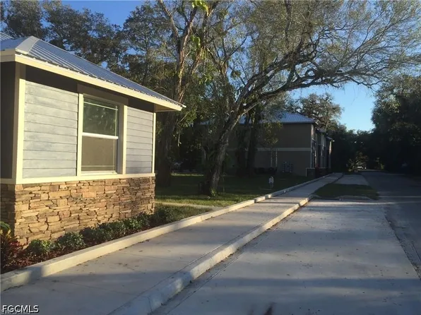 279 N Missouri St Unit 102, Labelle, FL 33935