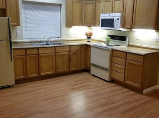 32922 English Grade Rd APT B, Stanwood, WA 98292