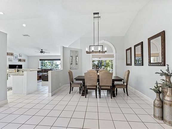 4th image of 4124 NW 59th St