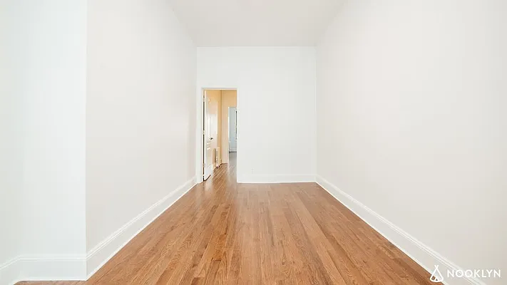 Rented by Nooklyn NYC LLC | media 25