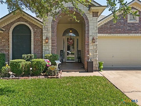 2nd image of 3002 Tucson Dr