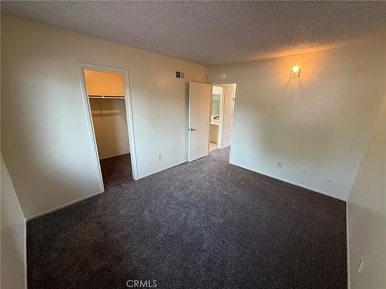 860 N Glassell St — Photo 22