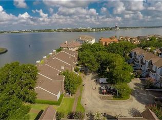1803 Enterprise Ave, League City, TX 77573