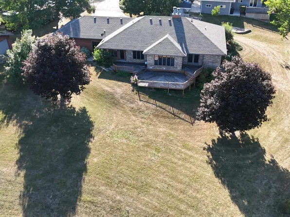 116 Country Club Dr, Milbank, SD 57252