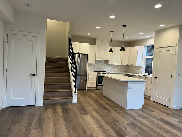 8052 Mary Ave NW #B — Photo 30