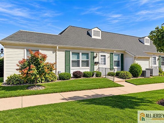 3rd image of 174 Portland Ln