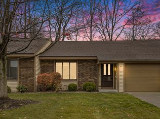 473 Oak Ln, Holland, MI 49424