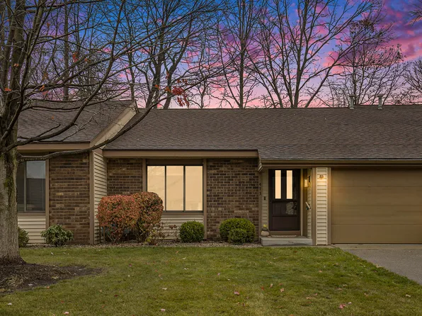 473 Oak Ln, Holland, MI 49424