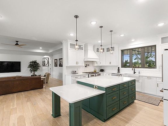 2nd image of 481 Grace Dr