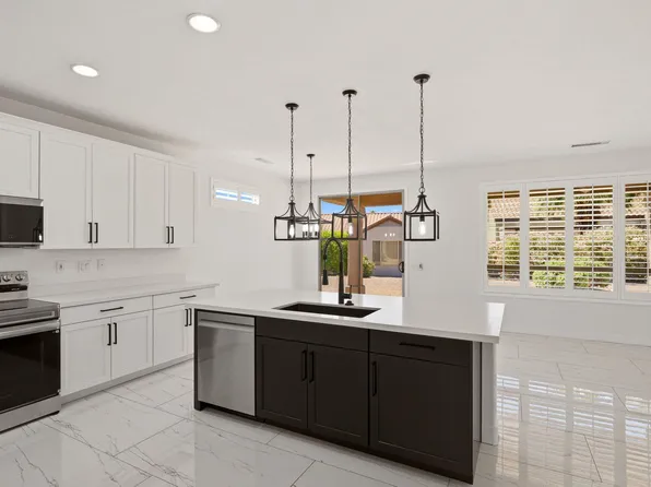 17161 N CASITA SPRINGS Court, Surprise, AZ 85374