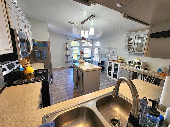 5th image of 2450 SW 38th Ave Lot 25
