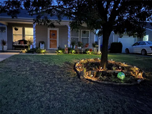 512 Dayflower Ln, Norman, OK 73069