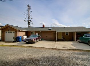6958 Salmon Beach Rd, Anacortes, WA 98221