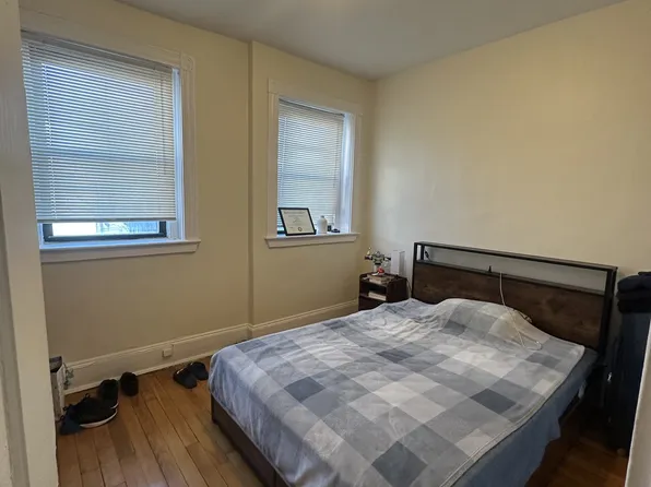 1213 Commonwealth Ave #7, Allston, MA 02134