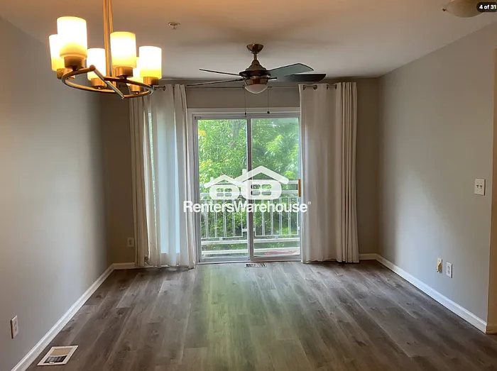 2 bed, 2.0 bath, 1000 sqft, $1,750 — Photo 3