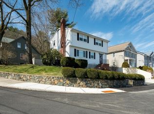 4 Carleton Rd, Waltham, MA 02451