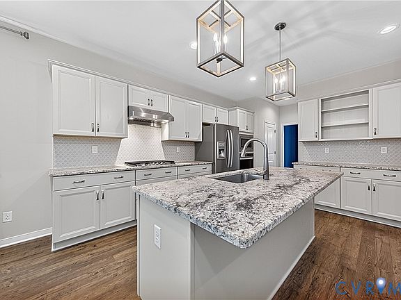 2nd image of 5365 Villa Green Ct