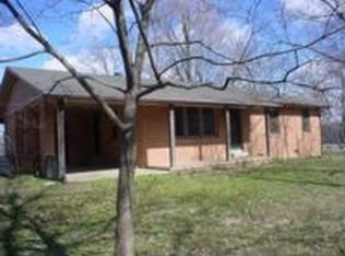 153 Log Cabin Dr, Eddyville, KY 42038