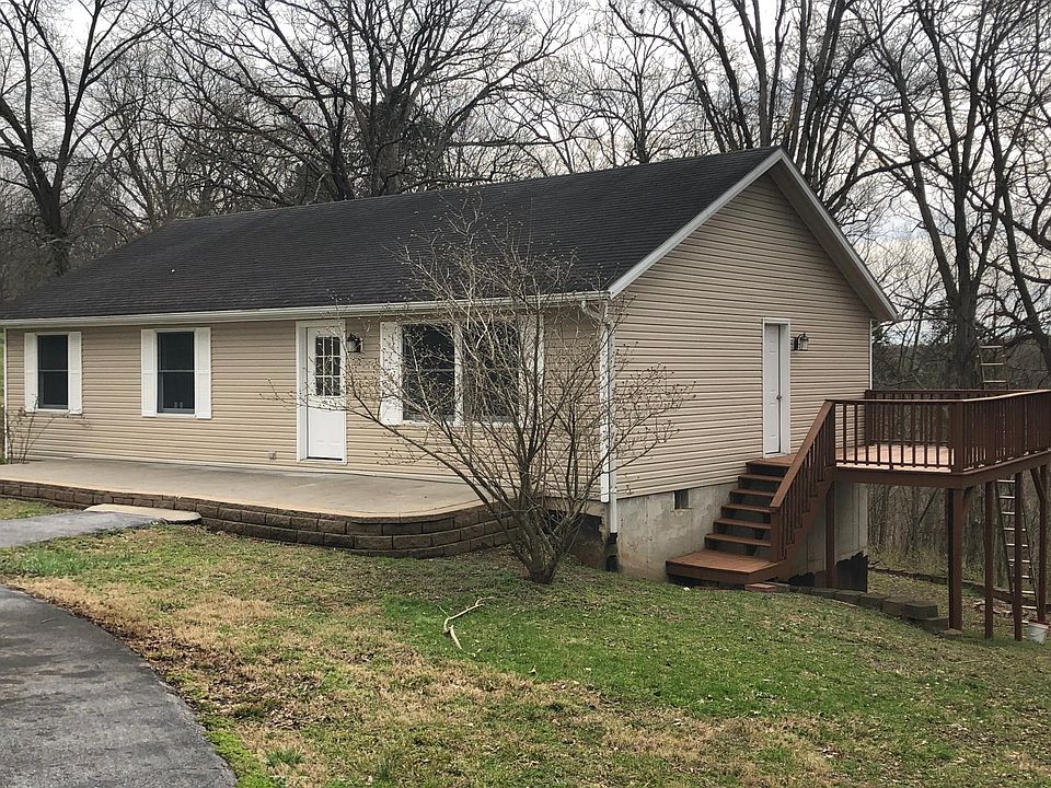 2nd image of 451 Cedar Hill Rd