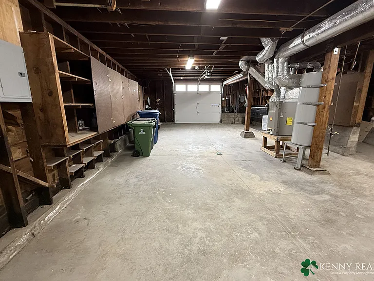 840 Templeton Ave — Photo 22