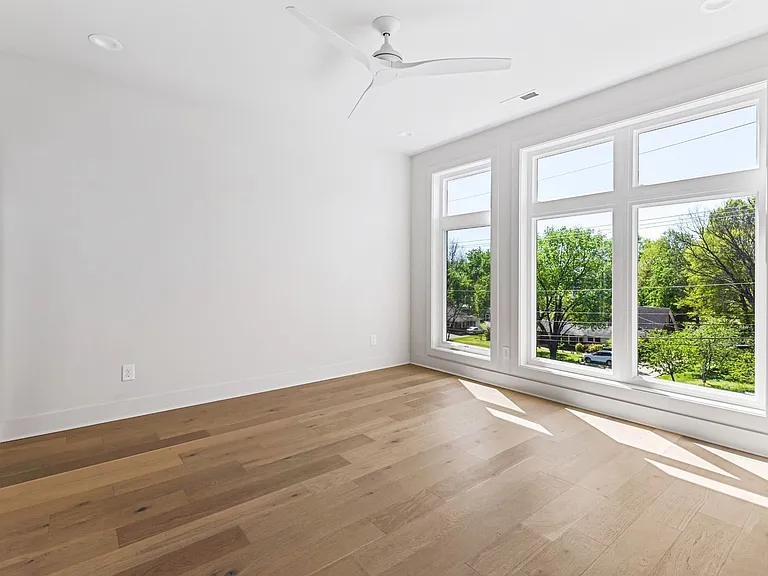 2305 Eastland Ave #B — Photo 38