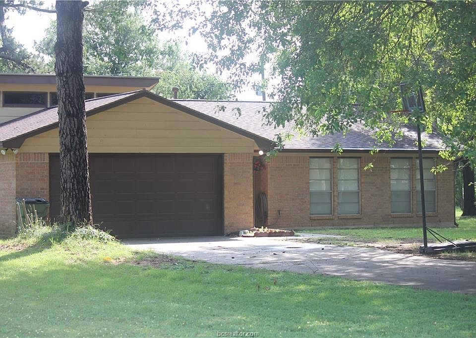1st image of 9 Willow Dr