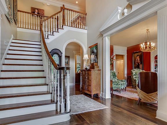 5th image of 2265 Oakleigh Dr