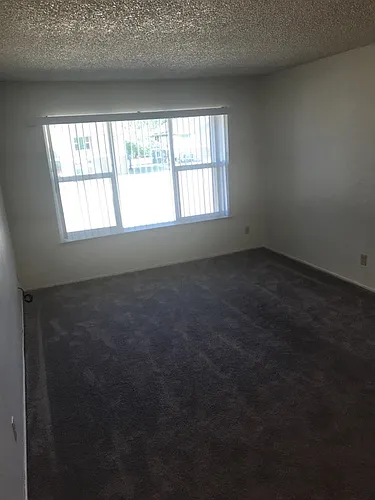 Floor plan 2 bedroom - Market