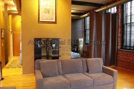 2 bed, 2.0 bath, 1280 sqft, $2,000 — Photo 4