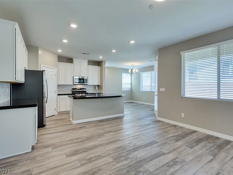 3216 Azalea Ridge Ct — Photo 4