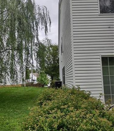 3rd image of 1506 Park Ave