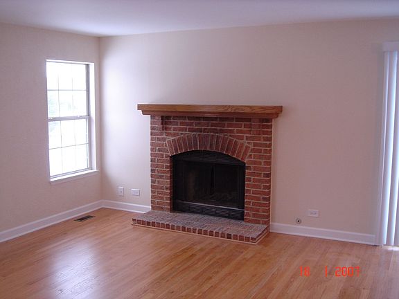 5th image of 4695 Green Bridge Ln